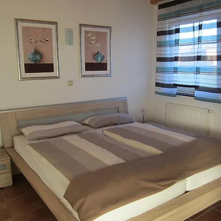 بيت للعطل Waterkieker